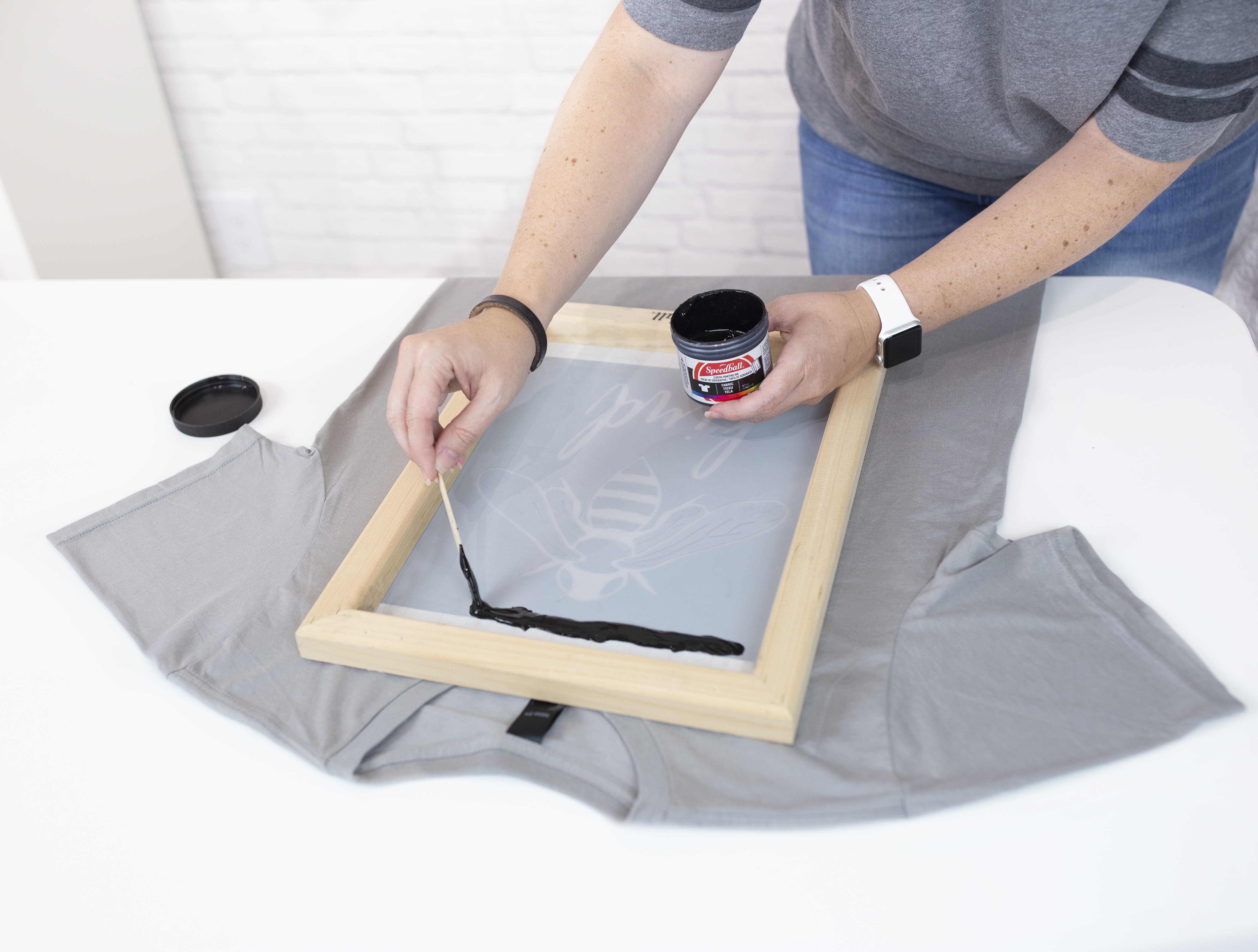 Silk Screen Printing With Vinyl Stencil: Yes, It's Possible– TeckwrapCraft